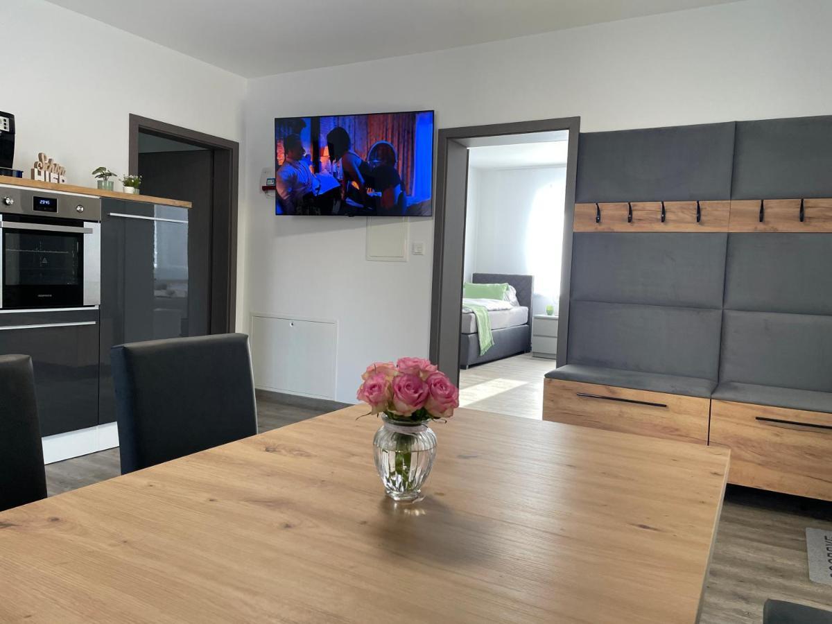 Wohnung Fuer Berufstaetige Hünfeld Exterior foto